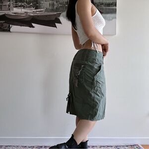 Insane green 2000's y2k cargo skirt